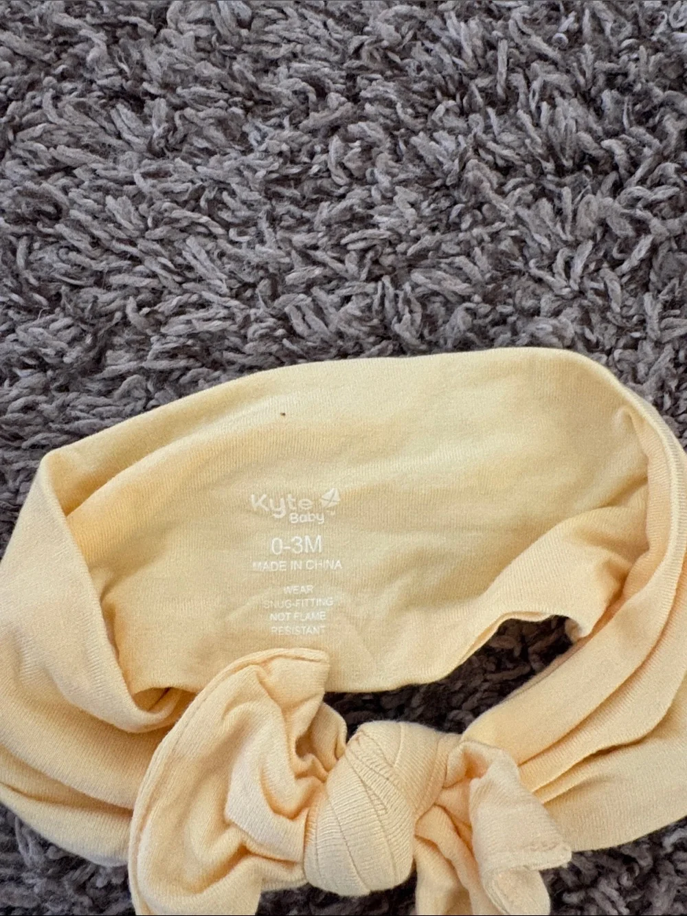 Kyte BABY soft yellow